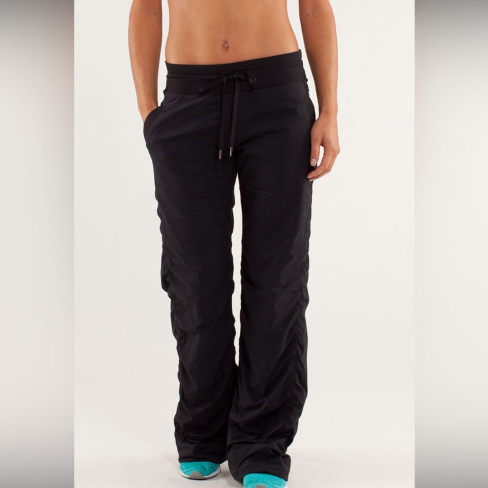 ISO Lululemon Damce studio II lined black pant size 4